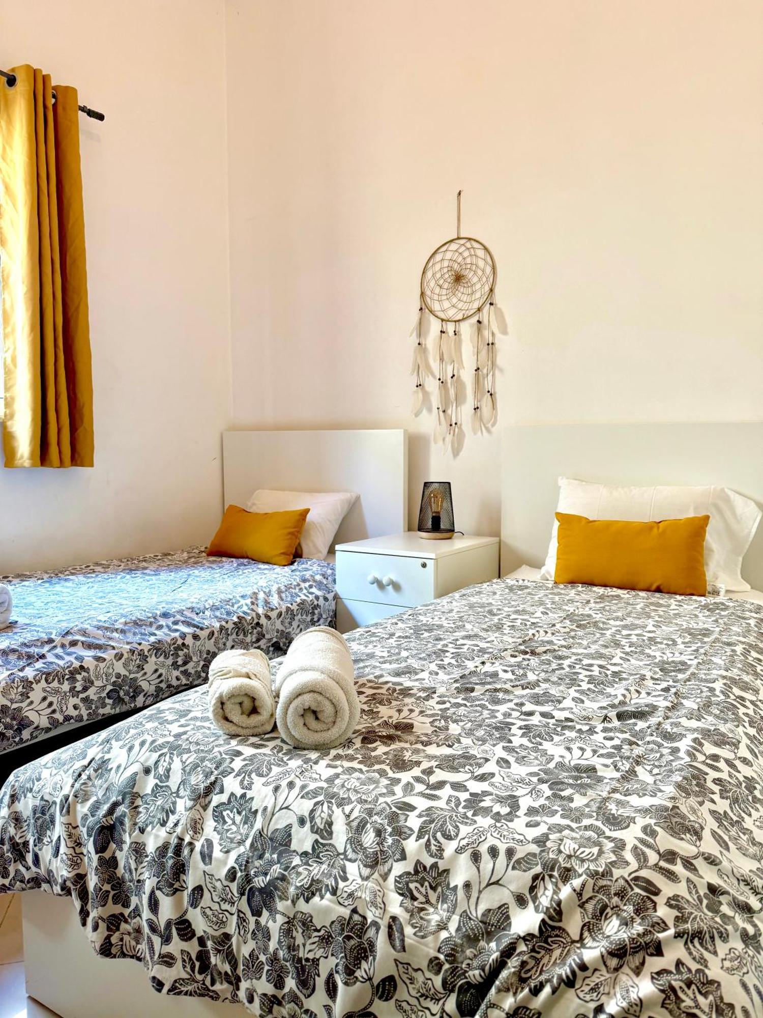 Pembroke Parkside Maisonette Екстериор снимка