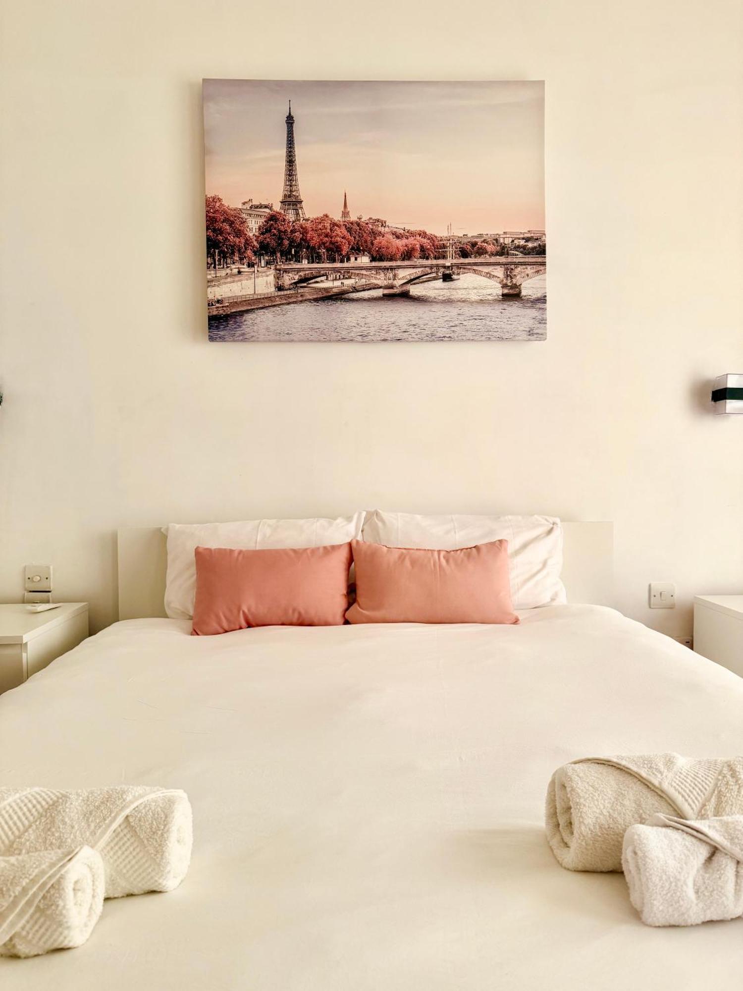 Pembroke Parkside Maisonette Екстериор снимка